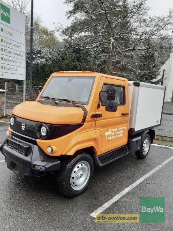 Kommunaltraktor des Typs Sonstige ACAR MIT KOFFER IN ORANGE, Vorführmaschine in Bamberg (Bild 1)