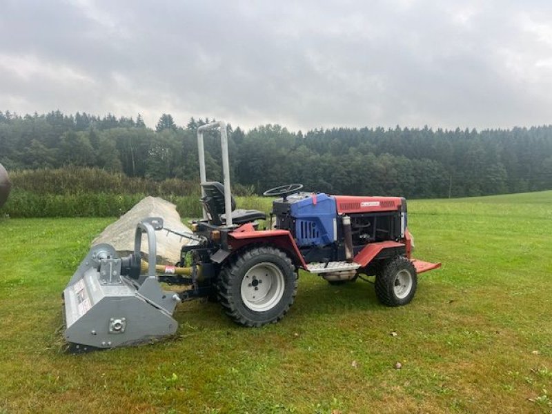 Kommunaltraktor типа Sonstige Kleintraktor Agria Typ 7900 mit Mulcher, Gebrauchtmaschine в NATTERNBACH (Фотография 1)