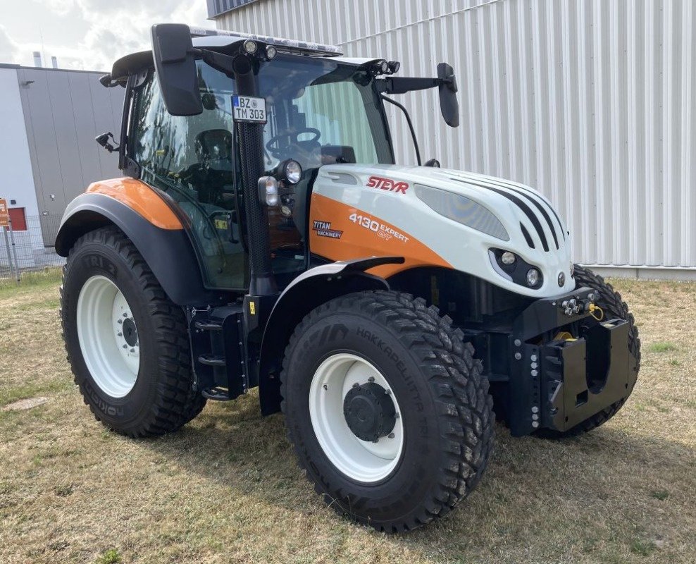 Kommunaltraktor van het type Steyr 4130 Expert CVT, Vorführmaschine in Gingst / Rügen (Foto 2)