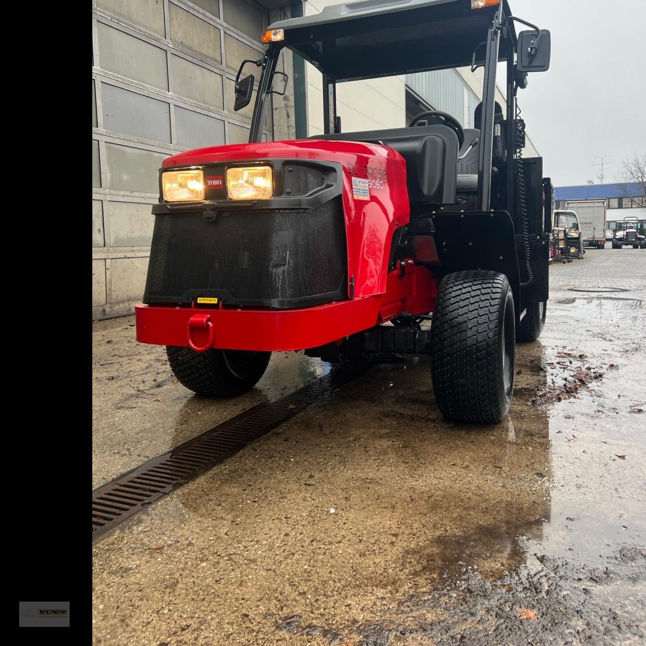 Kommunaltraktor van het type Toro Outcross 9060, Vorführmaschine in Kirchheim b. München (Foto 2)