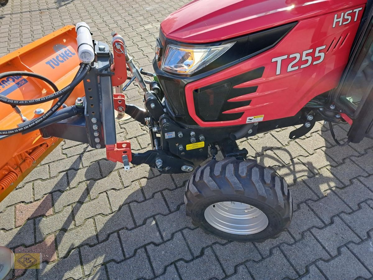 Kommunaltraktor van het type TYM T-255 Winterdienst, Neumaschine in Beelen (Foto 8)