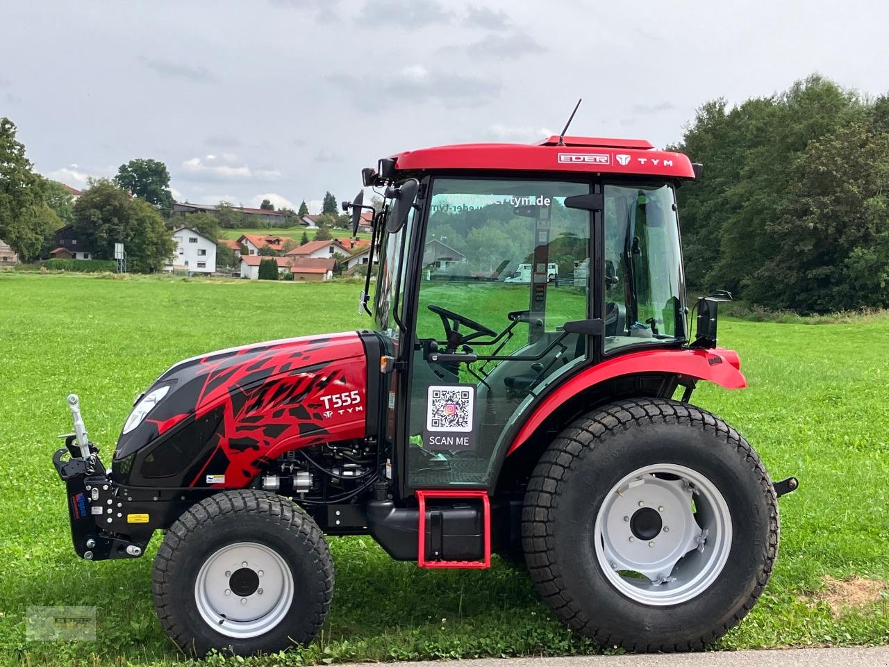 Kommunaltraktor Türe ait TYM T555 SH, Gebrauchtmaschine içinde Tuntenhausen (resim 5)