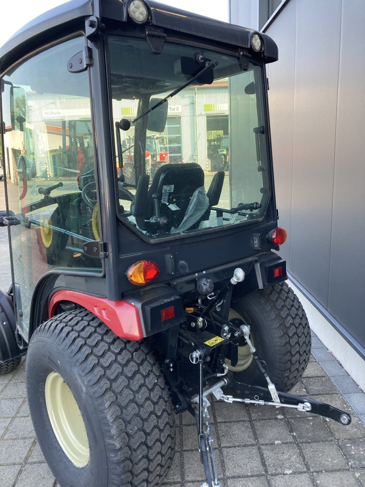 Kommunaltraktor van het type Yanmar SA 424, Gebrauchtmaschine in Wülfershausen an der Saale (Foto 3)