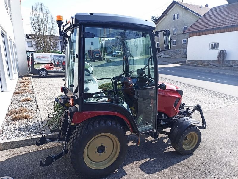 Kommunaltraktor типа Yanmar SA 424V-Q Allradtraktor, Neumaschine в St. Marienkirchen (Фотография 4)