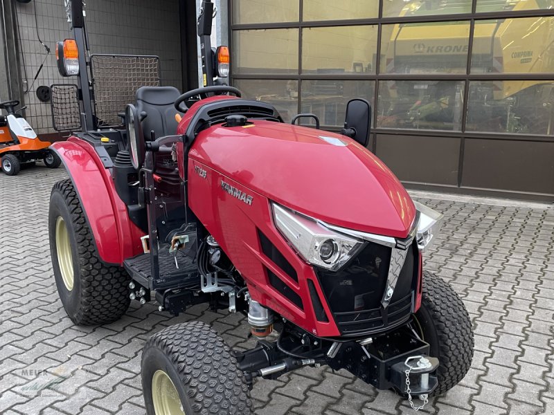 Kommunaltraktor des Typs Yanmar YT 235, Neumaschine in Hersbruck