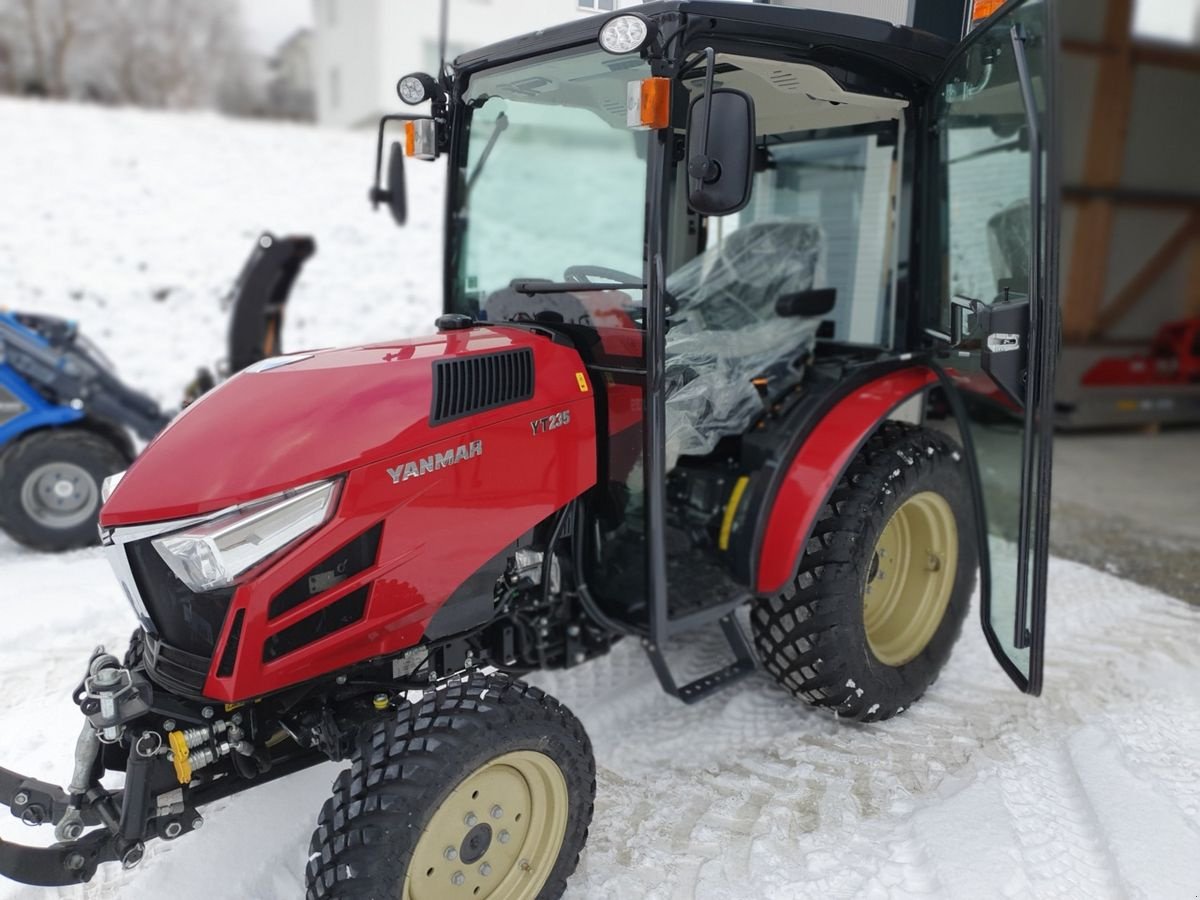 Kommunaltraktor du type Yanmar YT 235V-Q Traktor Schlepper Kubota Iseki NEU, Neumaschine en Aigen-Schlägl (Photo 9)