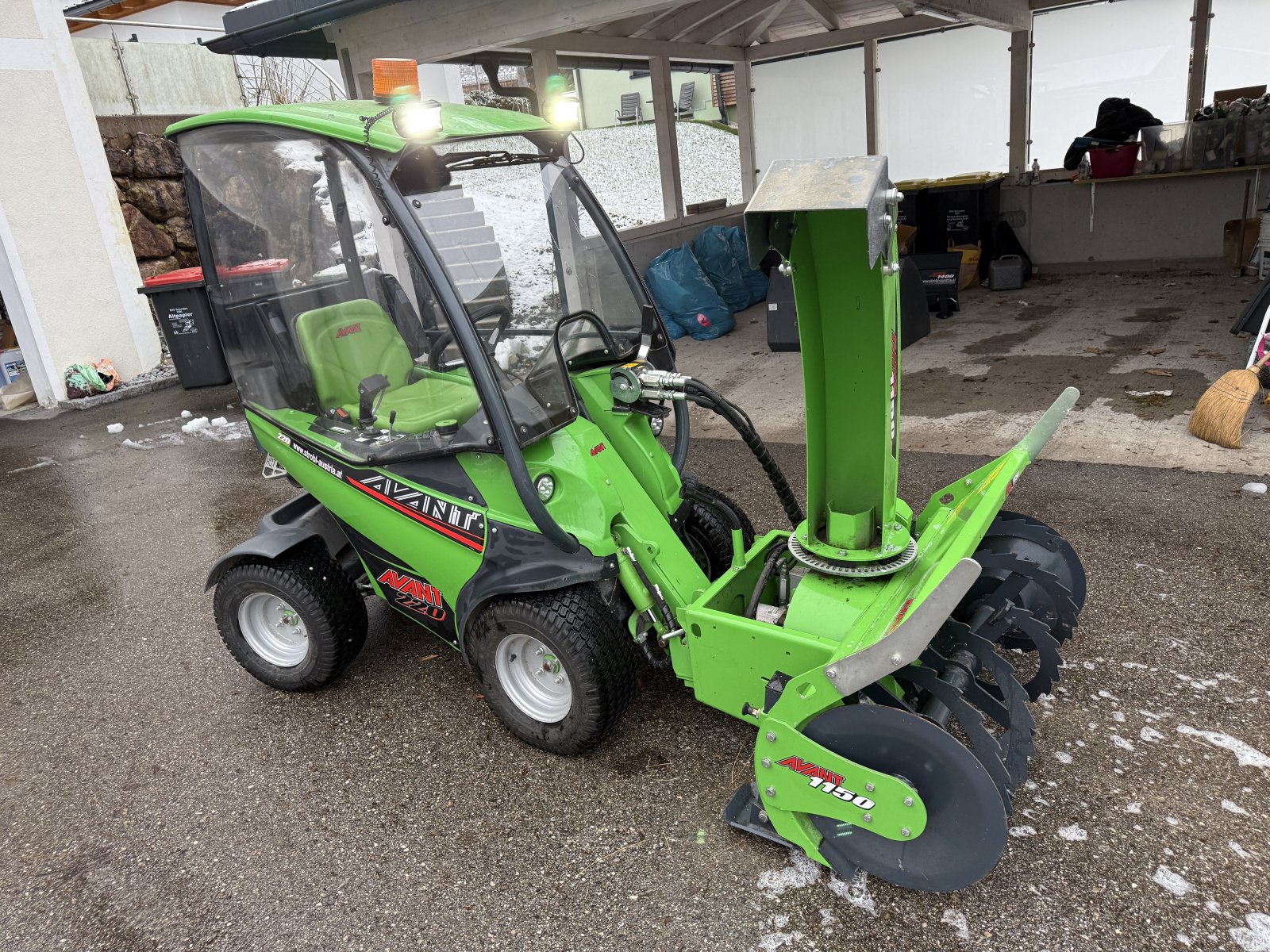 Kompaktlader van het type Avant 220, Gebrauchtmaschine in Bad Goisern am Hallstättersee (Foto 1)