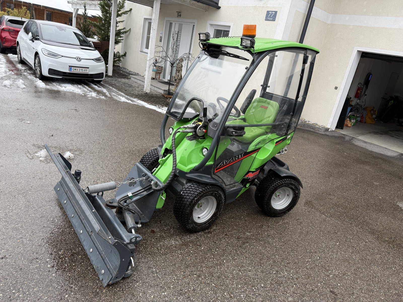 Kompaktlader van het type Avant 220, Gebrauchtmaschine in Bad Goisern am Hallstättersee (Foto 2)