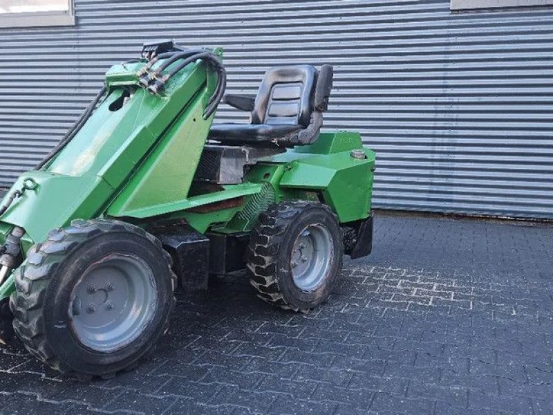 Kompaktlader typu Avant MULTI mini loader, Gebrauchtmaschine v Scharsterbrug