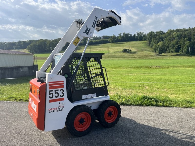 Kompaktlader des Typs Bobcat 553, Gebrauchtmaschine in Courtedoux (Bild 6)