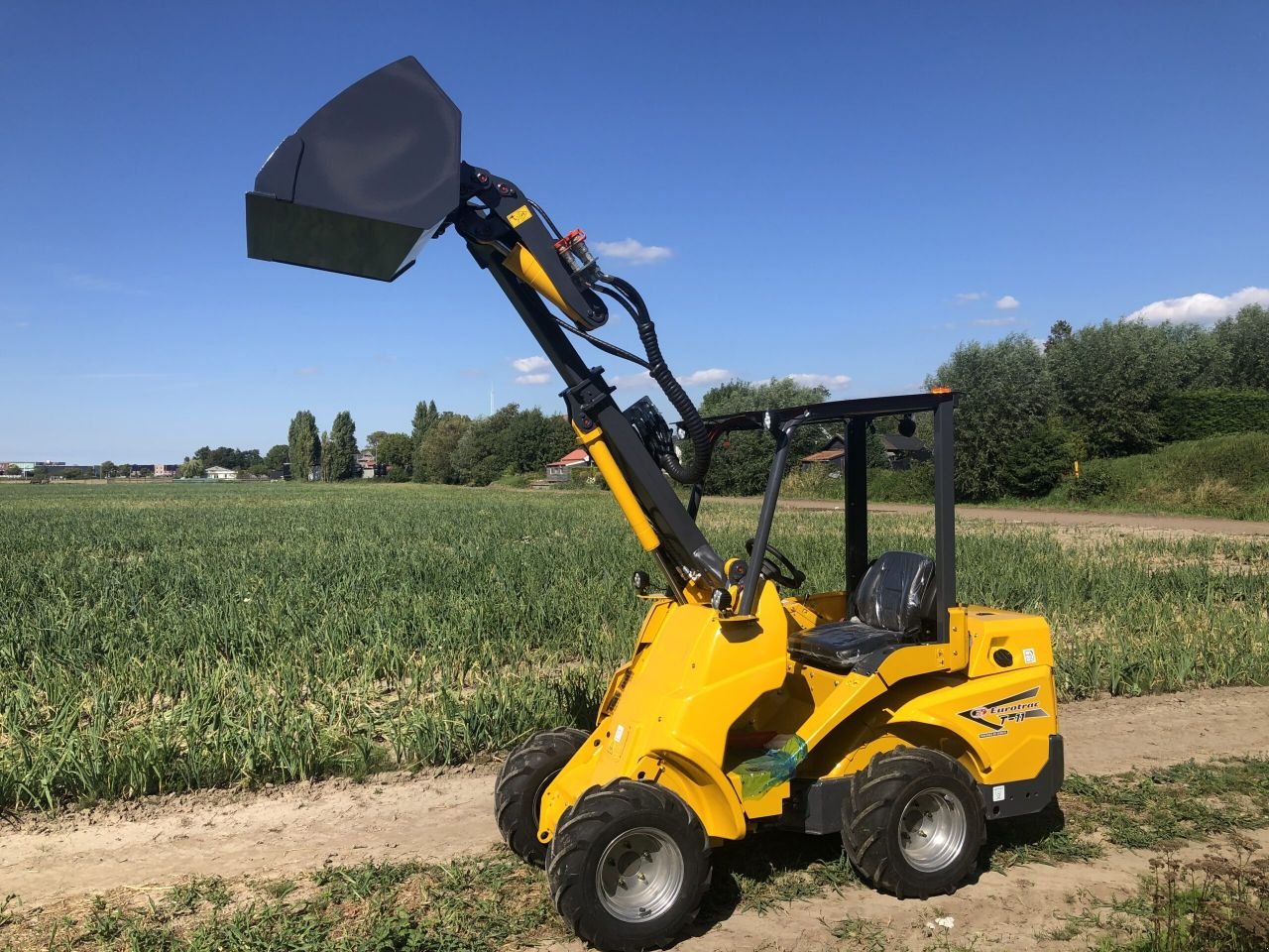 Kompaktlader van het type Eurotrac -, Gebrauchtmaschine in Smilde (Foto 8)