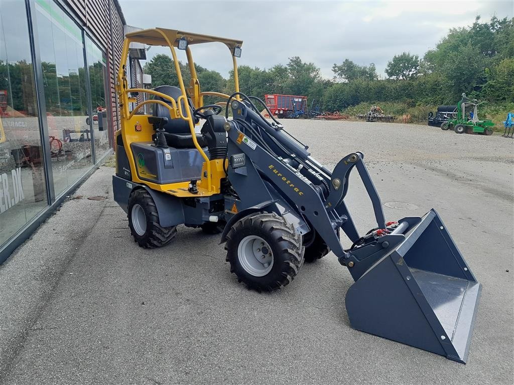 Kompaktlader of the type Eurotrac W11-E ELEKTRISK, Gebrauchtmaschine in Rødekro (Picture 3)