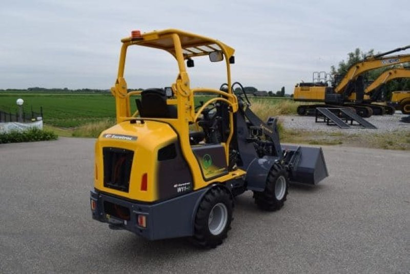 Kompaktlader du type Eurotrac W11-E, Gebrauchtmaschine en Gedved (Photo 2)