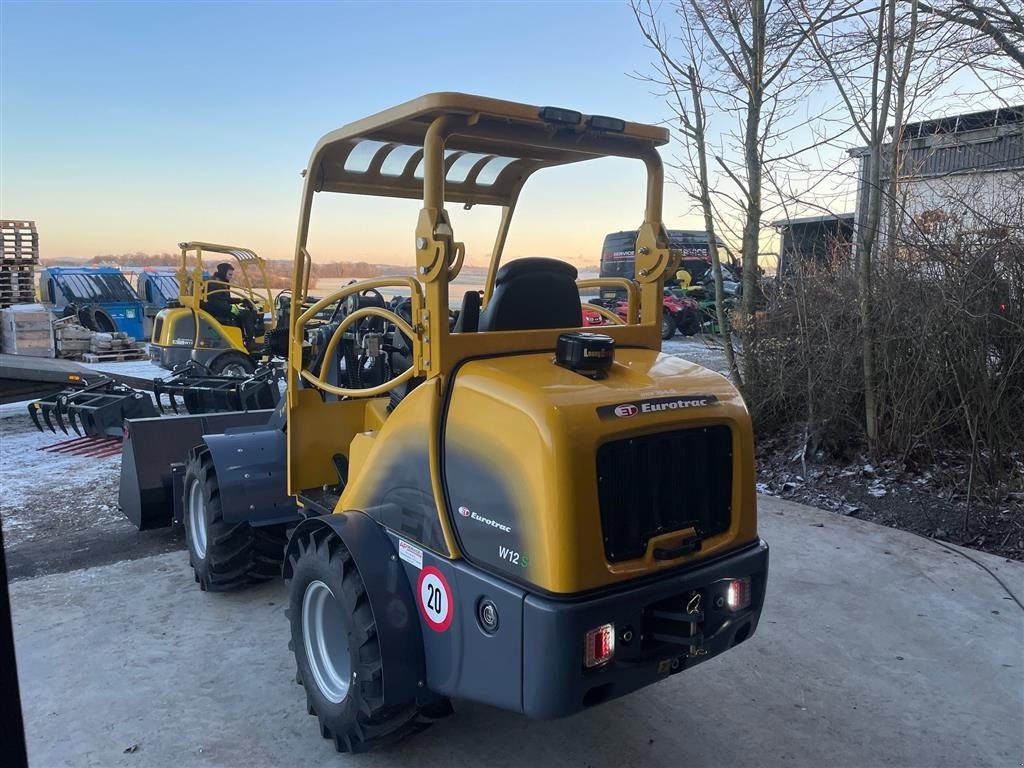 Kompaktlader du type Eurotrac W12S, Gebrauchtmaschine en Gedved (Photo 6)