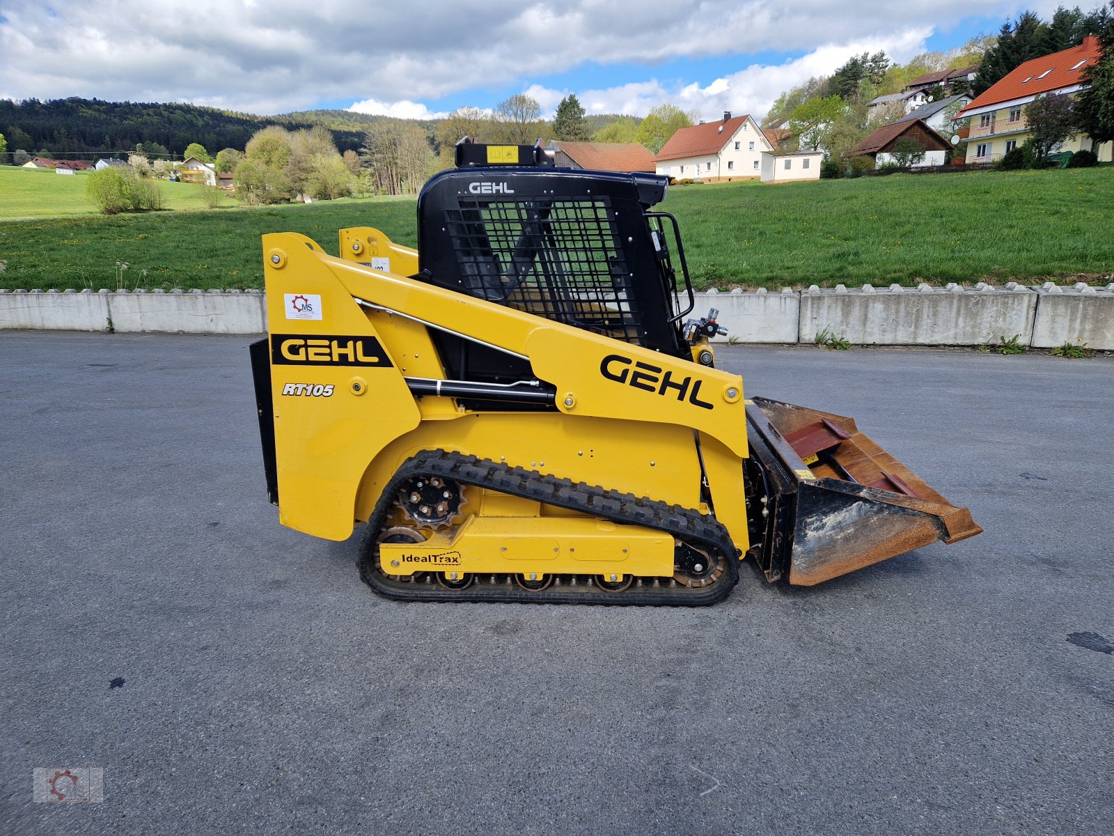 Kompaktlader des Typs Gehl RT 105 Kompaktlader Kettenfahrwerk Vollkabine Heizung Euroaufnahme, Gebrauchtmaschine in Tiefenbach (Bild 17)