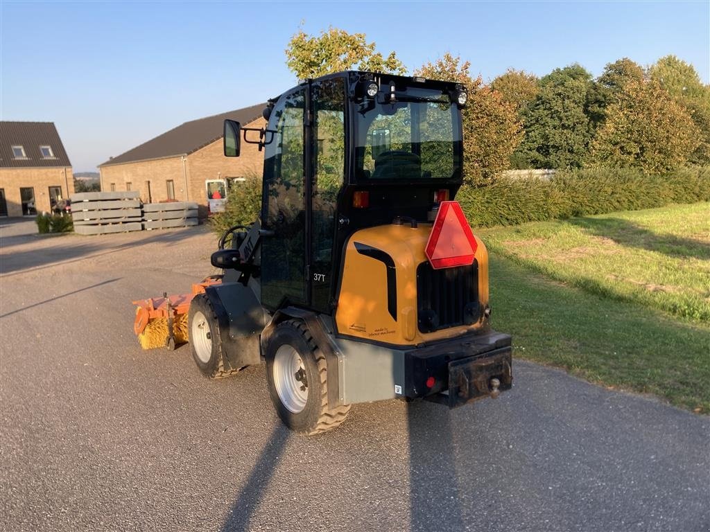 Kompaktlader du type GiANT D337T, Gebrauchtmaschine en Horsens (Photo 3)