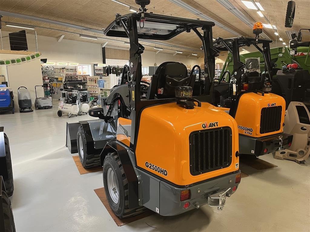 Kompaktlader van het type GiANT G2500HD Stage V, Gebrauchtmaschine in Suldrup (Foto 2)