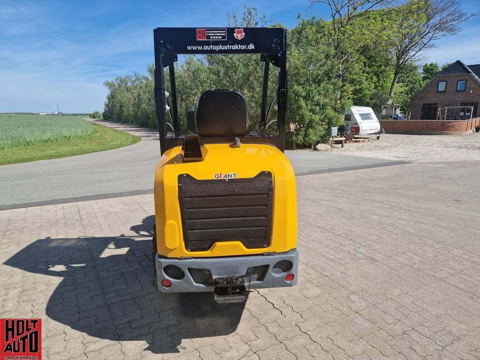 Kompaktlader tip GiANT G2700 Extra, Gebrauchtmaschine in Vrå (Poză 5)