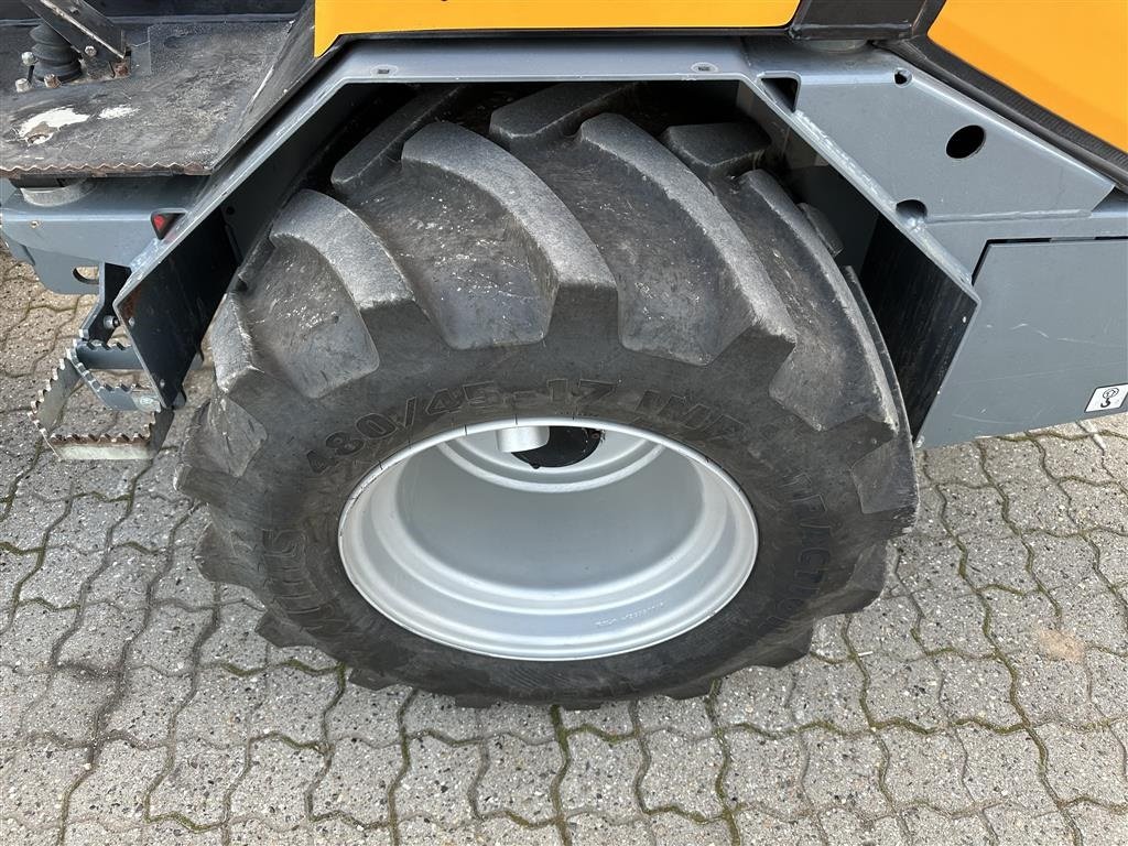 Kompaktlader van het type GiANT G2700 HD+ x-tra, Gebrauchtmaschine in Gjerlev J. (Foto 8)