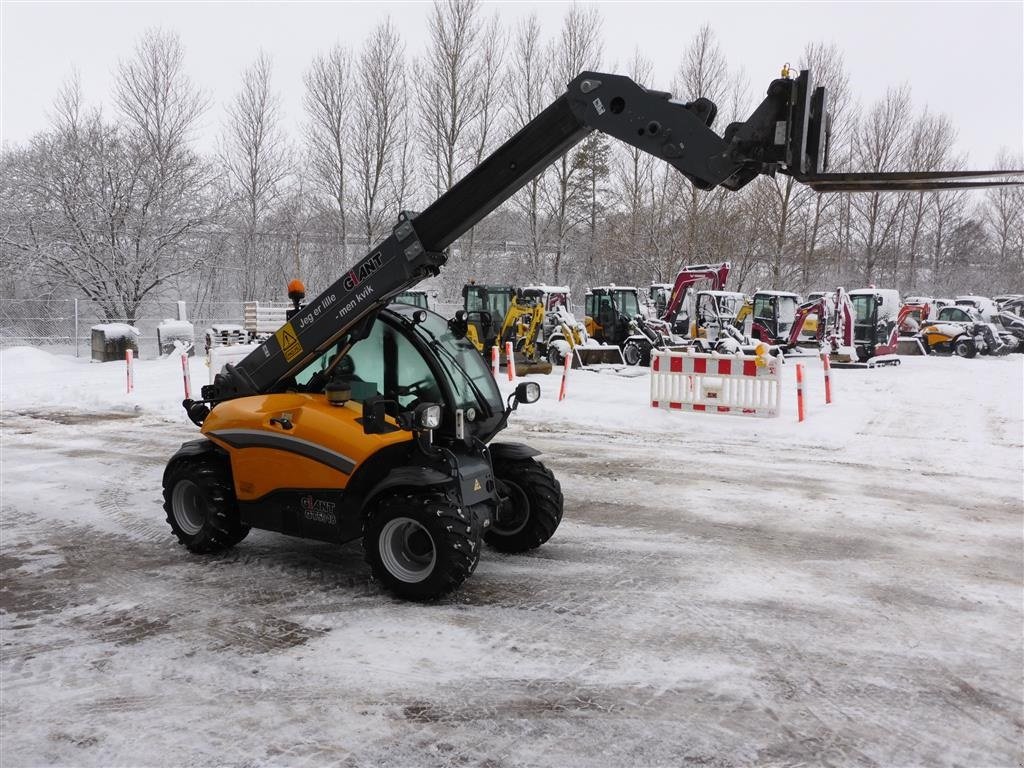 Kompaktlader du type GiANT GT5048, Gebrauchtmaschine en Nørresundby (Photo 6)