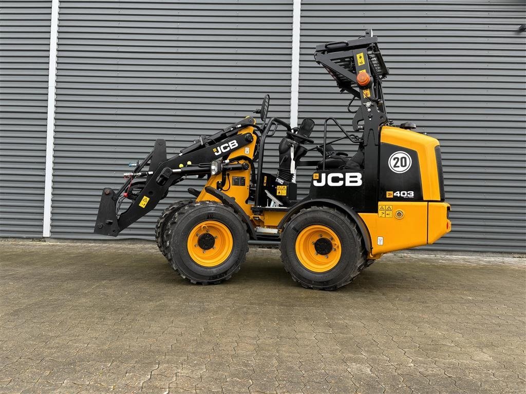 Kompaktlader tipa JCB 403 Agri Smart Power, Gebrauchtmaschine u Skærbæk (Slika 1)