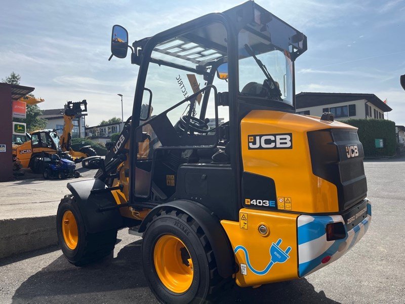 Kompaktlader du type JCB 403 E, Gebrauchtmaschine en Domdidier (Photo 4)