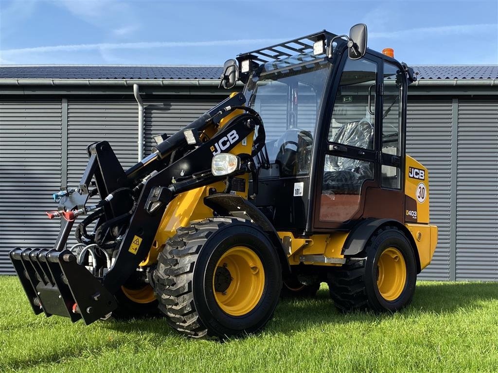 Kompaktlader typu JCB 403 Plus Agri Med kabine og 30 km/t, Gebrauchtmaschine v Nibe (Obrázok 1)