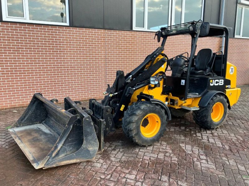 Kompaktlader of the type JCB 403 PLUS, Gebrauchtmaschine in Barneveld