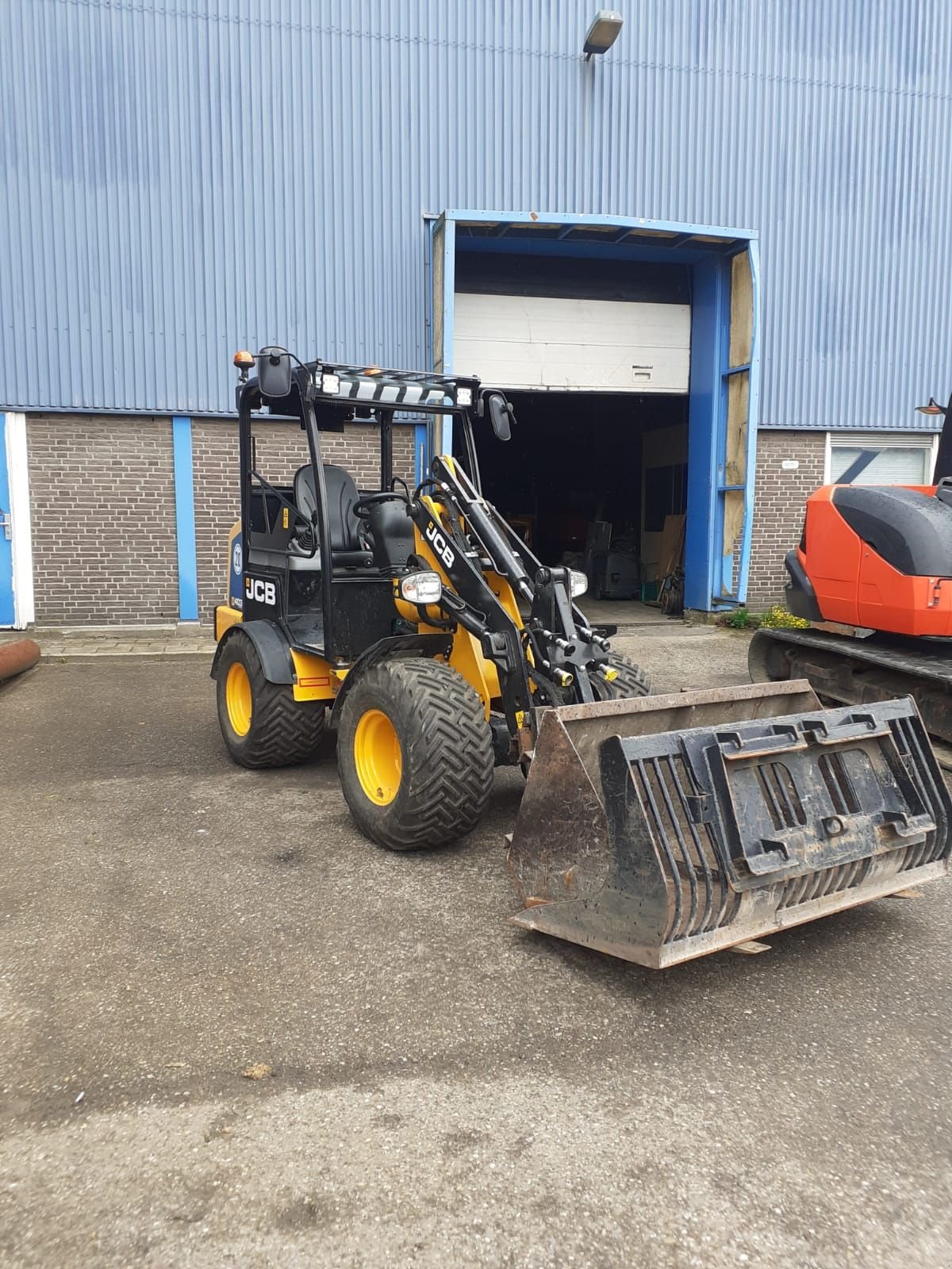 Kompaktlader tipa JCB 403, Gebrauchtmaschine u Alblasserdam (Slika 5)