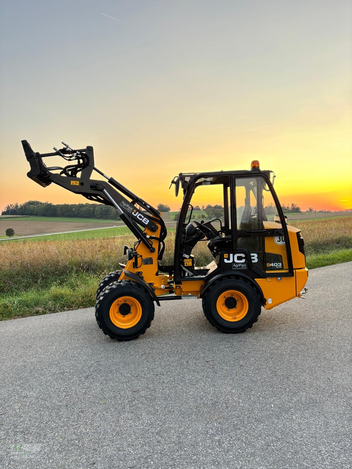 Kompaktlader van het type JCB 403, Gebrauchtmaschine in Markt Schwaben (Foto 13)