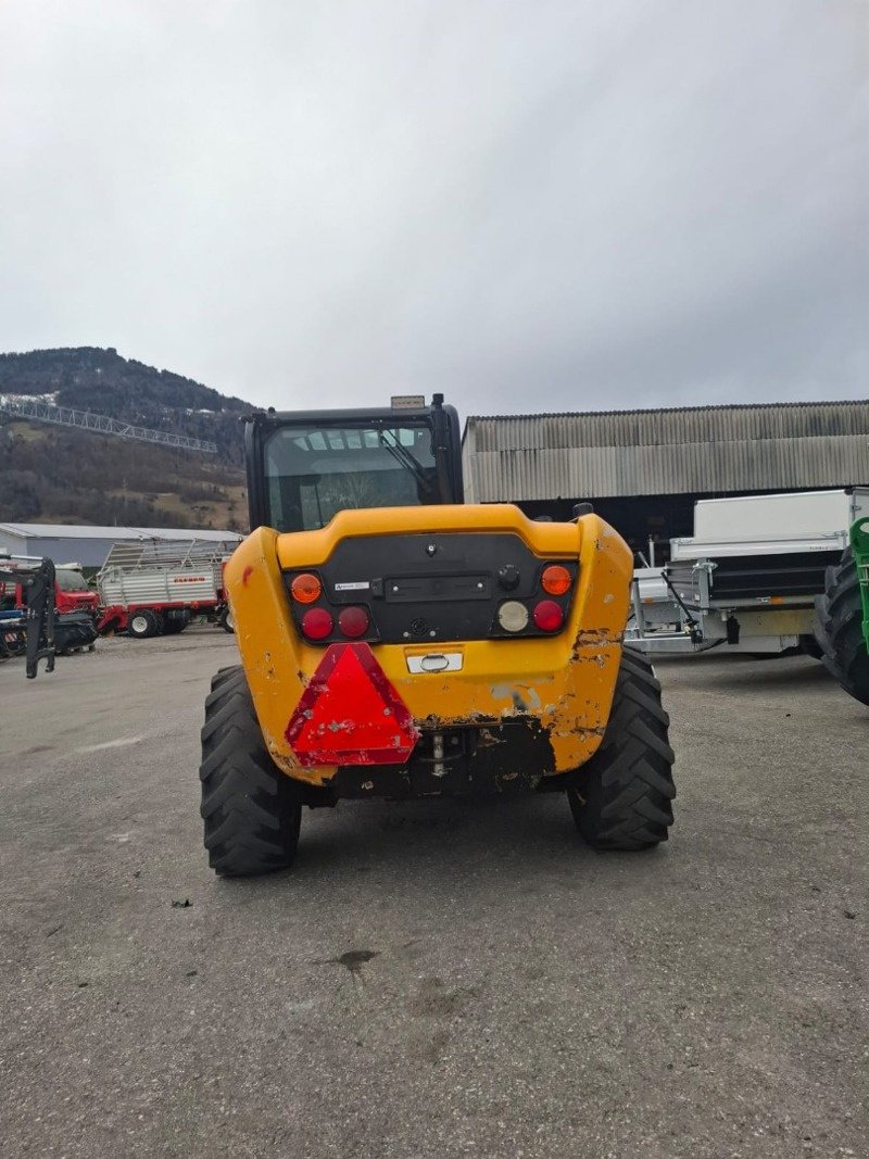 Kompaktlader des Typs JCB 515 - 40, Gebrauchtmaschine in Landquart (Bild 3)