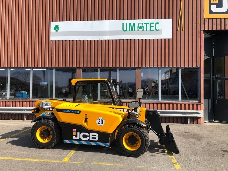 Kompaktlader a típus JCB 525-60E, Neumaschine ekkor: Domdidier (Kép 1)