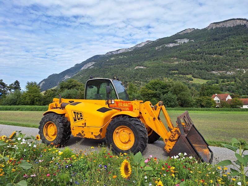 Kompaktlader van het type JCB 530 70 Teleskoplader, Gebrauchtmaschine in Chur (Foto 3)