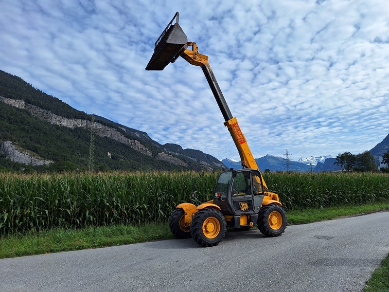 Kompaktlader tip JCB 530 70 Teleskoplader, Gebrauchtmaschine in Chur (Poză 1)