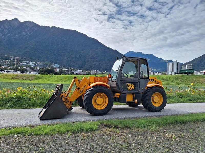 Kompaktlader des Typs JCB 530 70 Teleskoplader, Gebrauchtmaschine in Chur (Bild 2)