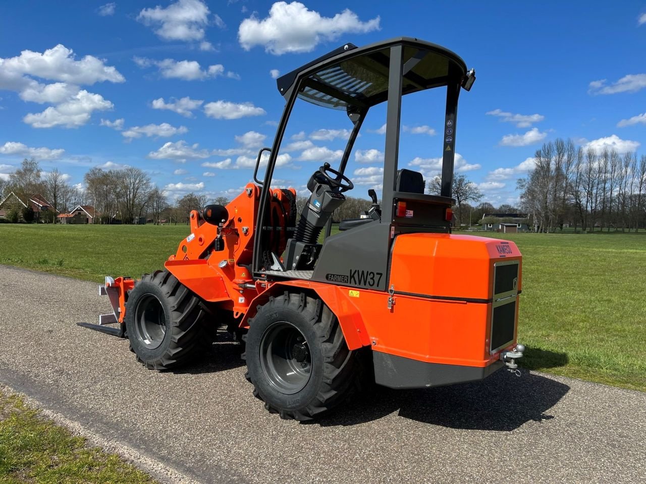 Kompaktlader des Typs Kaweco Farmer KW37 Nieuw, Neumaschine in Geesteren (Bild 4)