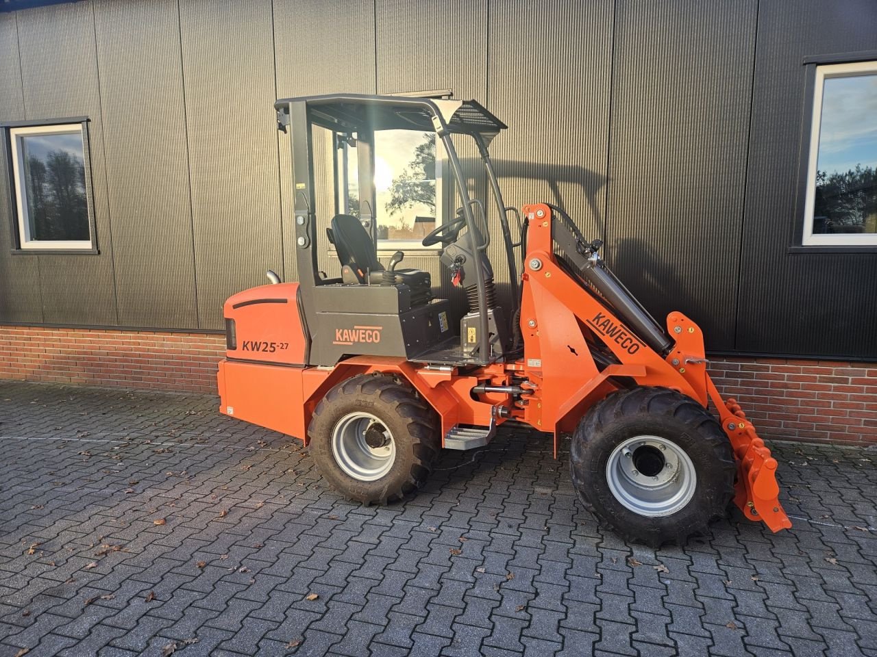 Kompaktlader du type Kaweco KW25-27 farmer shovel, Gebrauchtmaschine en Haaksbergen (Photo 4)