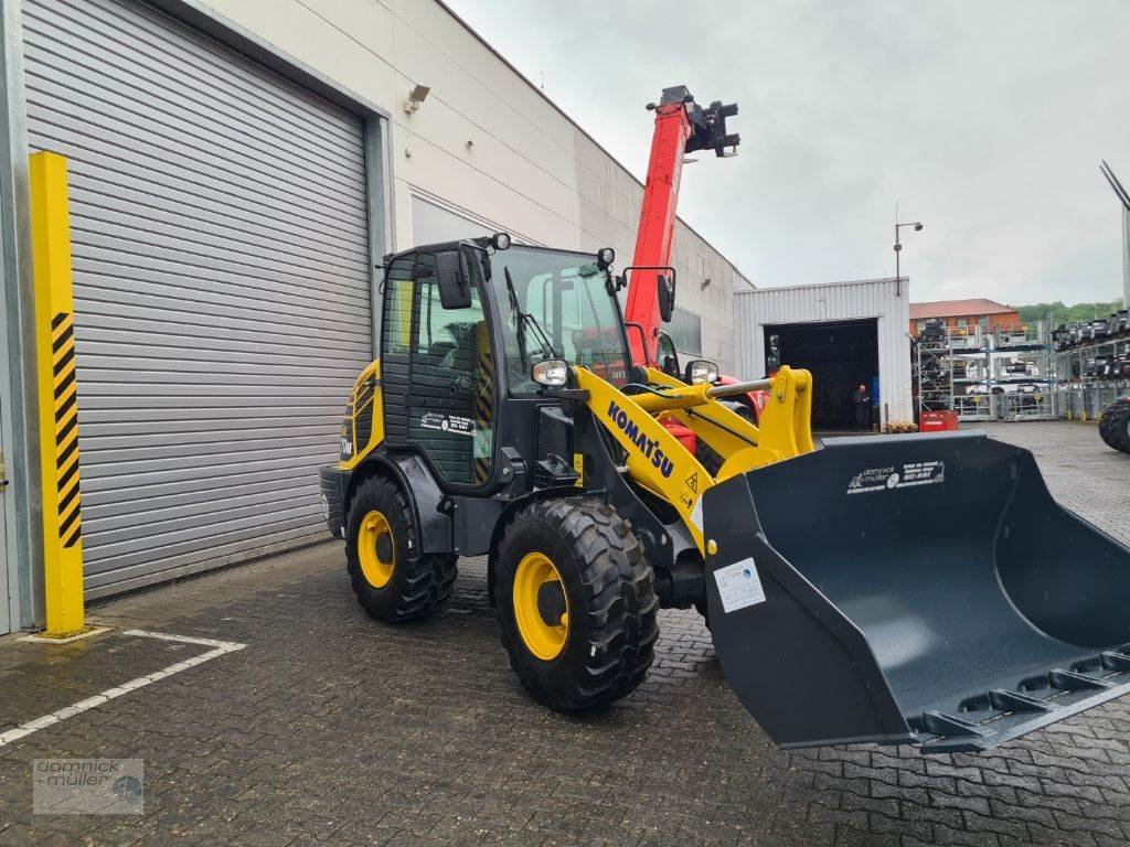 Kompaktlader del tipo Komatsu WA70M-8, Gebrauchtmaschine en Friedrichsdorf (Imagen 8)