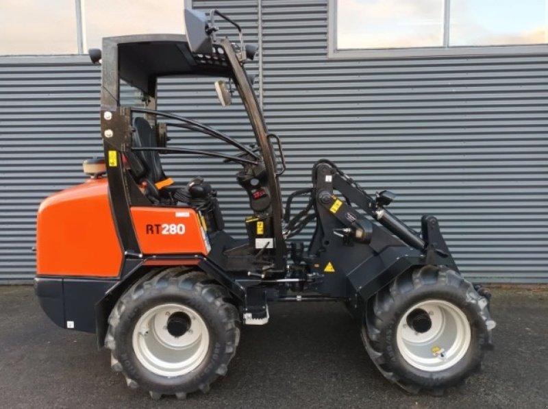 Kompaktlader типа Kubota RT 280, Gebrauchtmaschine в Fårevejle (Фотография 2)