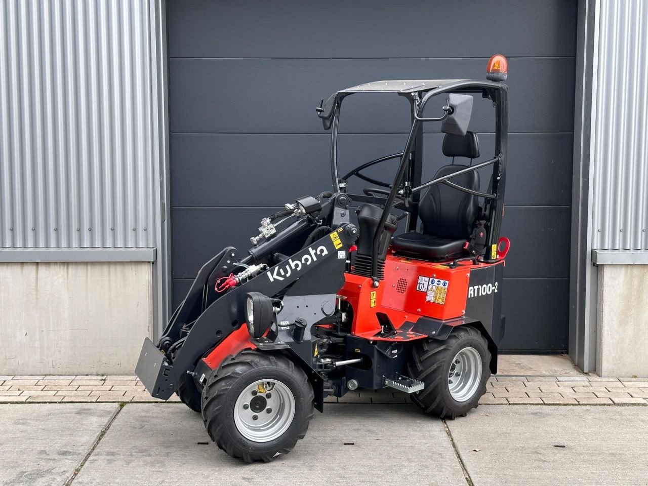 Kompaktlader du type Kubota RT100-2, Neumaschine en Vlaardingen (Photo 9)