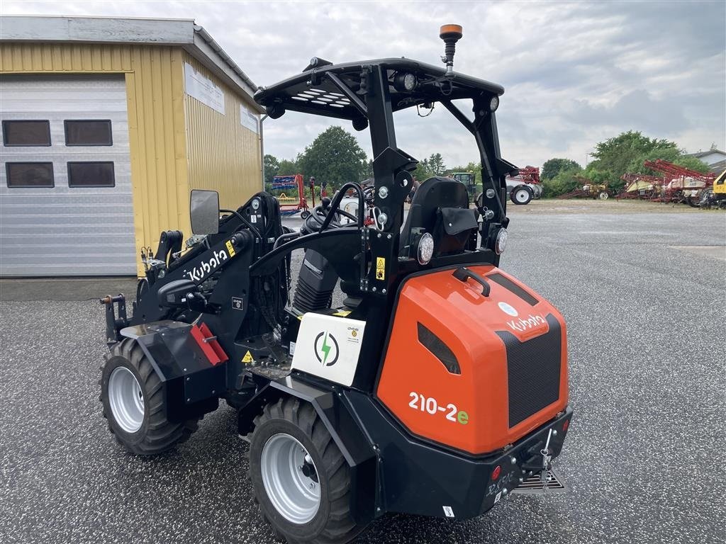 Kompaktlader of the type Kubota RT210-2E Elektrisk, Gebrauchtmaschine in Sabro (Picture 3)