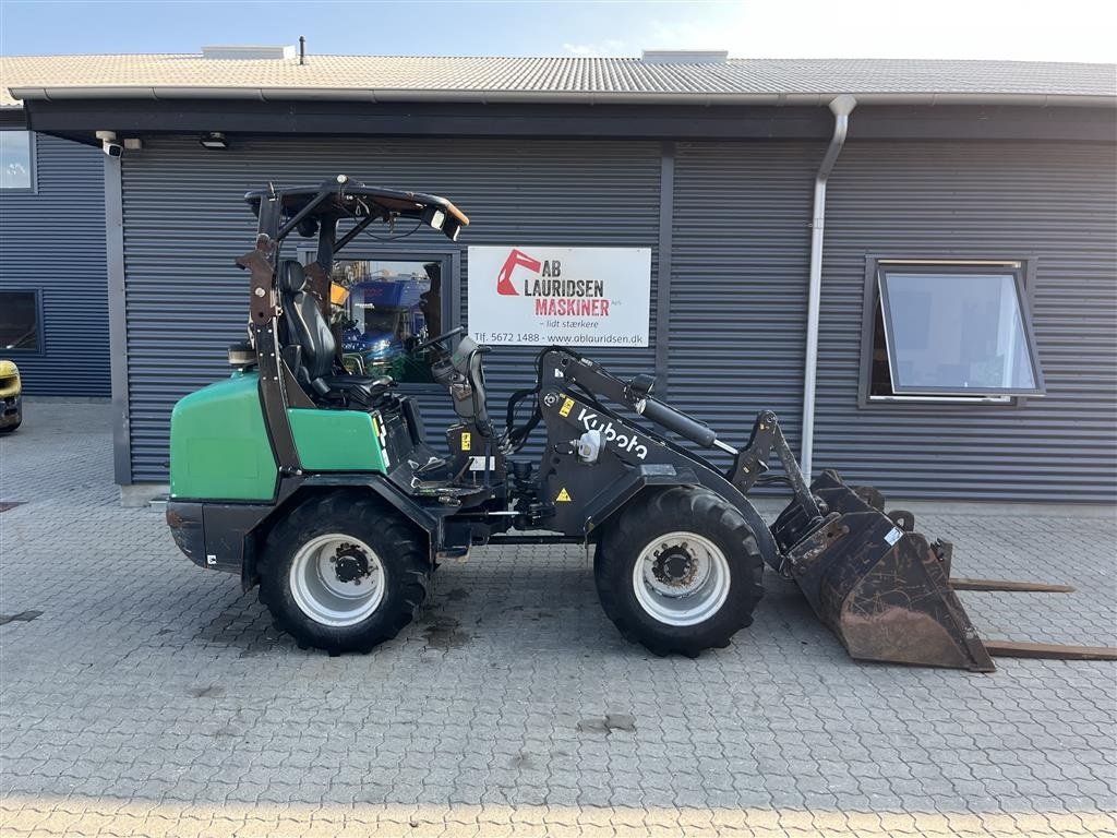 Kompaktlader of the type Kubota RT280 med skovl og gafler, Gebrauchtmaschine in Rønnede (Picture 1)