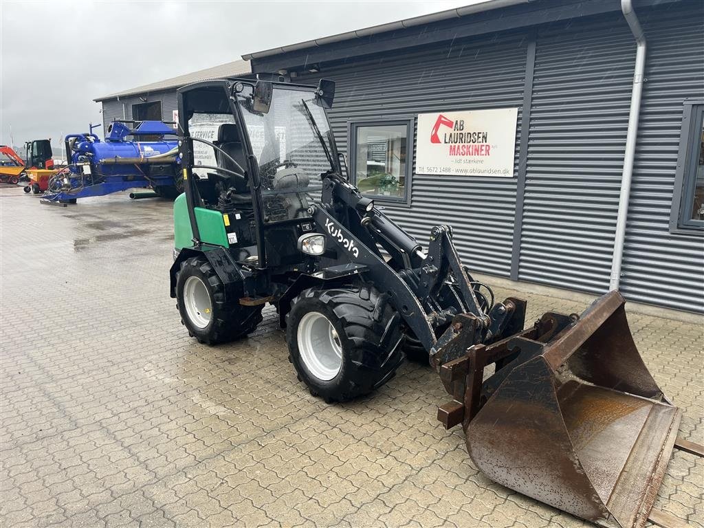 Kompaktlader typu Kubota RT280 skovl og gafler, Gebrauchtmaschine v Rønnede (Obrázok 2)