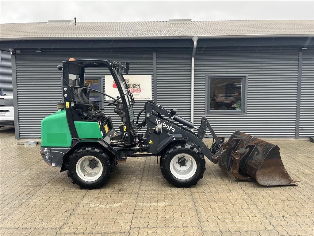 Kompaktlader du type Kubota RT280 skovl og gafler, Gebrauchtmaschine en Rønnede (Photo 1)