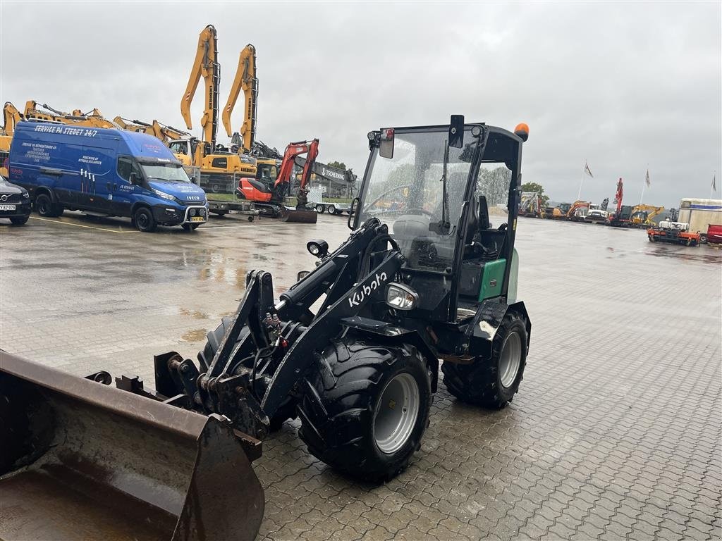 Kompaktlader van het type Kubota RT280 skovl og gafler, Gebrauchtmaschine in Rønnede (Foto 4)