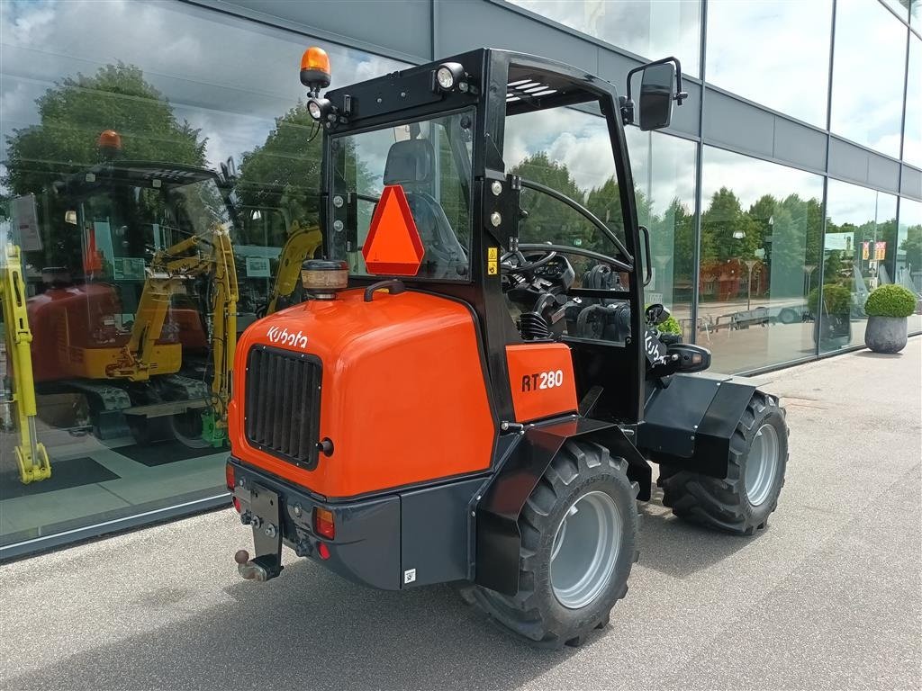 Kompaktlader of the type Kubota RT280, Gebrauchtmaschine in Fårevejle (Picture 3)