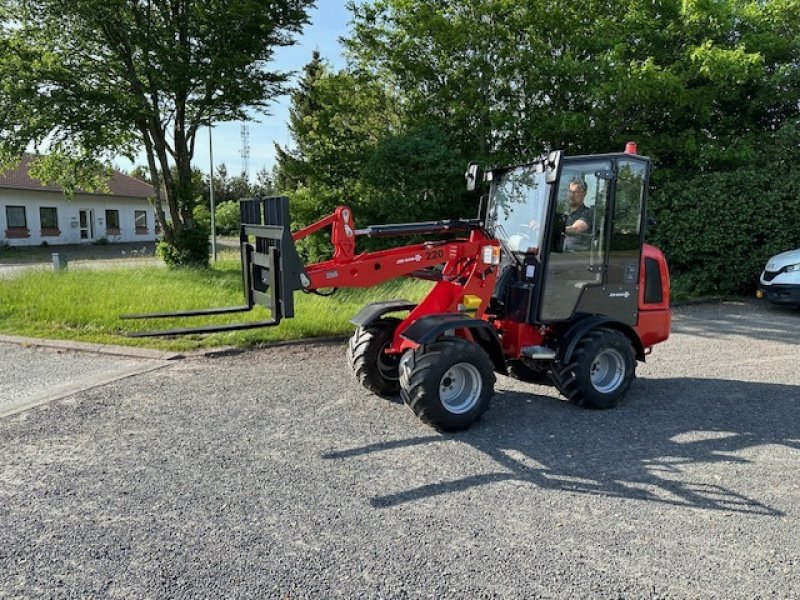 Kompaktlader tipa MAN 220 Kabin, Gebrauchtmaschine u Herning (Slika 2)