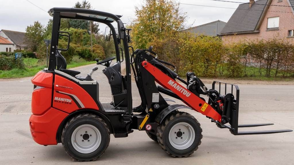 Kompaktlader del tipo Manitou MLA 2-25 H, Neumaschine In Moerbeke (Immagine 4)