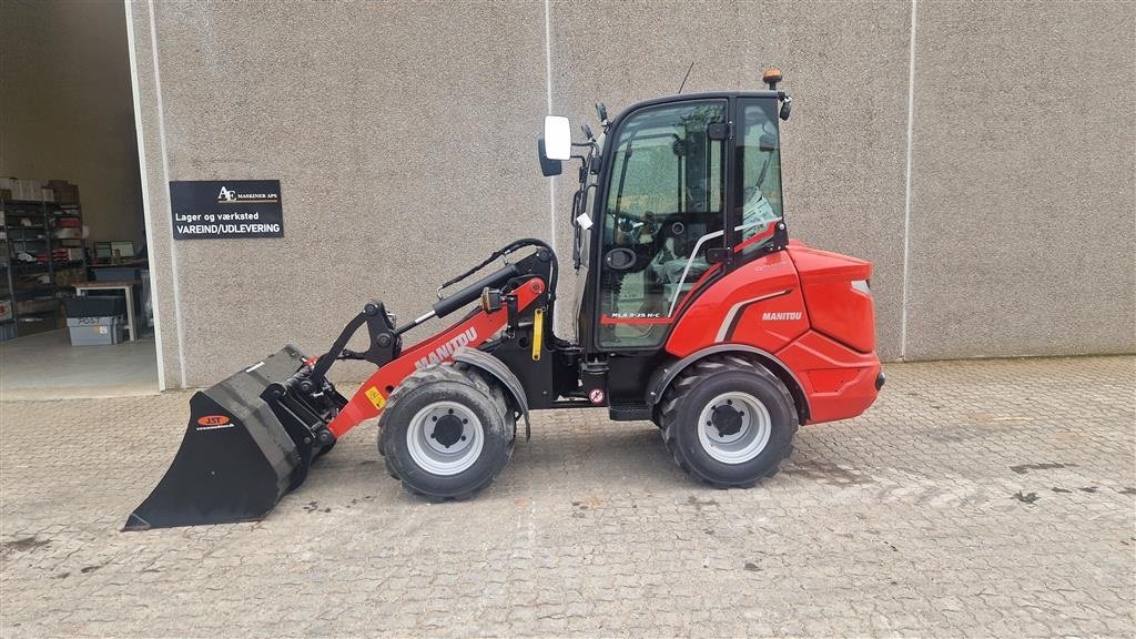 Kompaktlader van het type Manitou MLA 3-25, Gebrauchtmaschine in Randers (Foto 2)