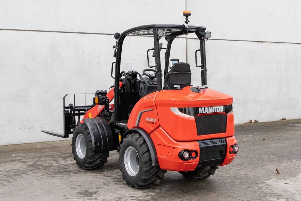 Kompaktlader a típus Manitou MLA 3-25H, Neumaschine ekkor: Moerbeke (Kép 8)